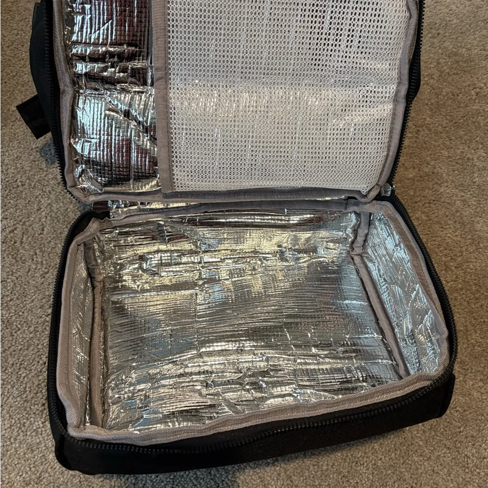 Black pumping cooler Bag, never used